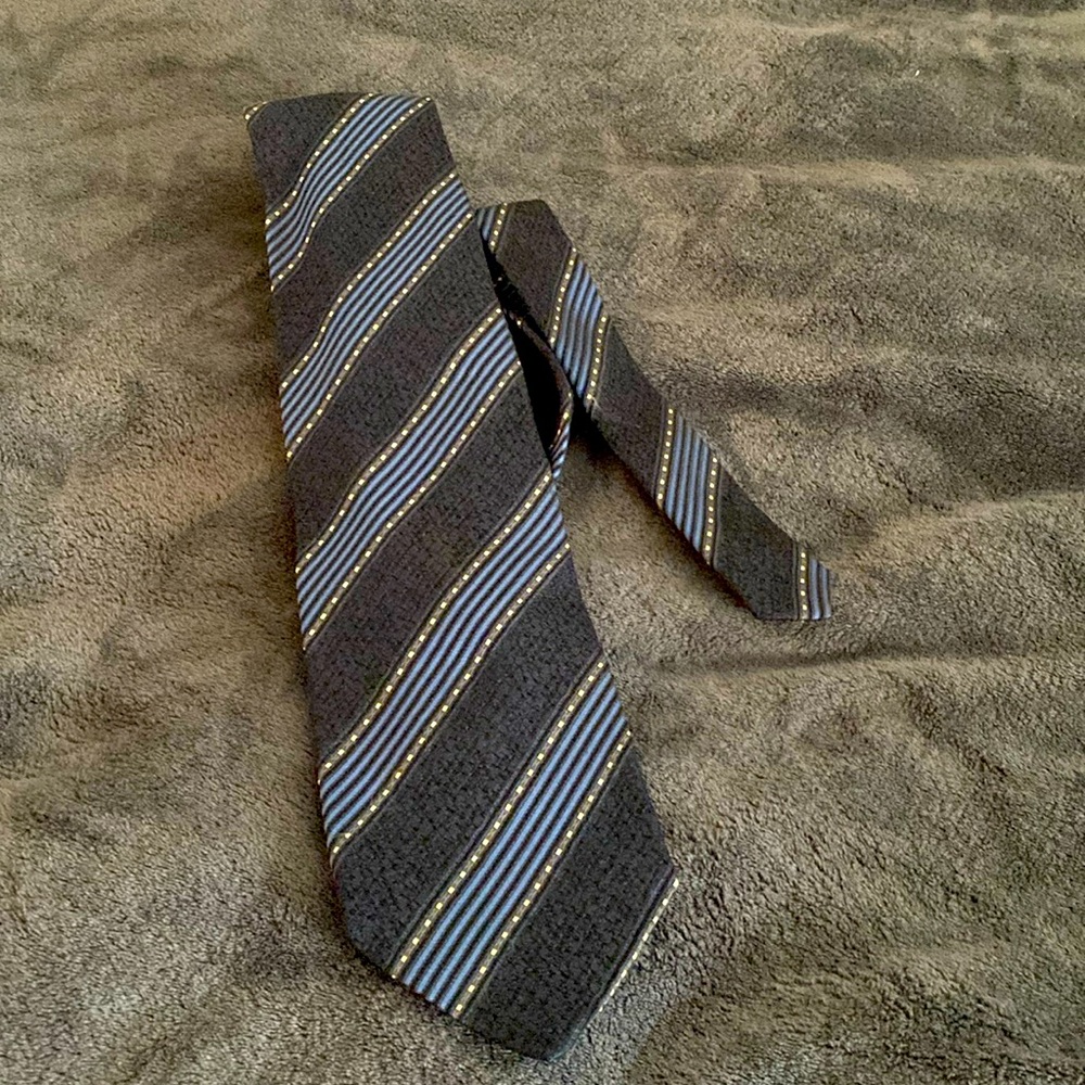 100% silk Daniel De Fasson Hand Made Tie